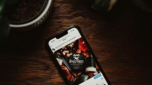 Apple’s Next iPhone Launch Could Bring AI But With Cheaper Price Tag: Know More