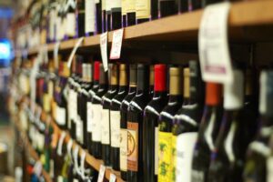 Liquor Vend in Palsora Receives Highest Bid of Rs 14 Crore at E-Auction