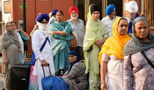 Over 5,800 Sikh Pilgrims Return from Pakistan After Baisakhi Celebrations