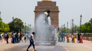 Delhi Braces for Rain, Brief Respite from Heat; Heatwave Looms Again