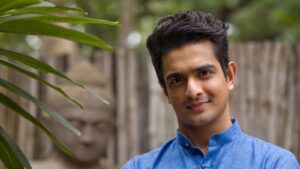 Podcaster Ranveer Allahbadia Promises to Maintain Decency on YouTube Show After Criticism