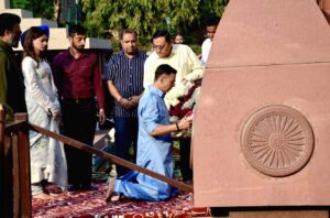 Kesari 2 Team Pays Tribute to Jallianwala Bagh Martyrs, Calls Film a Forgotten Chapter of History