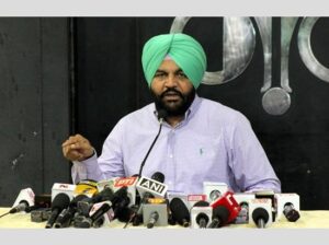 Amritsar MP GS Aujla Demands High Court Probe into Majitha Hooch Tragedy