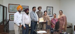 Deputy Commissioner Dr Sona Thind Honors Employees.