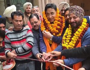 ਵਿਧਾਇਕ ਡਾ. ਅਜੇ ਗੁਪਤਾ ਨੇ ਦੋ ਵਾਰਡਾਂ ਵਿੱਚ ਗਲੀਆਂ ਦੀ ਉਸਾਰੀ ਲਈ ਵਿਕਾਸ ਪ੍ਰੋਜੈਕਟਾਂ ਦਾ ਉਦਘਾਟਨ ਕੀਤਾ