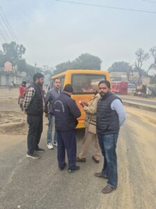 ਜ਼ਿਲ੍ਹਾ ਪੱਧਰੀ ਸੇਫ ਸਕੂਲ ਵਾਹਨ ਟੀਮ ਵੱਲੋ ਅਬੋਹਰ ਵਿਖੇ ਸਕੂਲੀ ਵੈਨਾਂ ਦੀ ਚੈਕਿੰਗ, ਚੈਕਿੰਗ ਦੌਰਾਨ 05 ਚਲਾਨ ਕੀਤੇ