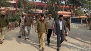 ਜ਼ਿਲ੍ਹਾ ਪਰਿਸ਼ਦ ਅਤੇ ਪੰਚਾਇਤ ਸੰਮਤੀ ਚੋਣਾਂ : ਡਿਪਟੀ ਕਮਿਸ਼ਨਰ ਅਤੇ ਐੱਸ ਐੱਸ ਪੀ ਵੱਲੋਂ ਵੱਖ ਵੱਖ ਪੋਲਿੰਗ ਬੂਥਾਂ ‘ਤੇ ਲਿਆ ਗਿਆ ਜਾਇਜ਼ਾ