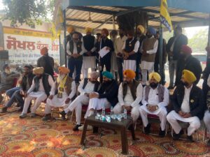 ਲੋਕ ਸਭਾ ਮੈਂਬਰ ਮਾਲਵਿੰਦਰ ਸਿੰਘ ਕੰਗ ਤੇ ਮੁੱਖ ਮੰਤਰੀ ਦੇ ਓ.ਐਸ.ਡੀ. ਸੁਖਵੀਰ ਸਿੰਘ ਵੱਲੋਂ ਚੋਣ ਰੈਲੀਆਂ