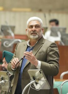 ਵੀਬੀ ਜੀ ਰਾਮ ਜੀ ਸਕੀਮ ਪਿੰਡਾਂ ਦੀ ਗਰੀਬ ਆਬਾਦੀ ਅਤੇ ਹਾਸ਼ੀਏ ‘ਤੇ ਰਹਿ ਰਹੇ ਭਾਈਚਾਰਿਆਂ ਨੂੰ ਰੋਜ਼ਗਾਰ ਦੇ ਢੁਕਵੇਂ ਮੌਕੇ ਮੁਹੱਈਆ ਕਰਵਾਉਣ ਤੋਂ ਵਾਂਝਾ ਕਰੇਗੀ: ਕੈਬਨਿਟ ਮੰਤਰੀ ਲਾਲ ਚੰਦ ਕਟਾਰੂਚੱਕ