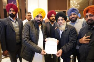 ਪਿੰਡਾਂ ਦੇ ਵਿਕਾਸ ਨੂੰ ਗਤੀ ਦੇਣ ਲਈ ਮੁੱਖ ਮੰਤਰੀ ਵੱਲੋਂ ਜ਼ਮੀਨੀ ਪੱਧਰ ‘ਤੇ ਲੋਕਾਂ ‘ਚ ਵਿਚਰਨ ਦੀ ਮੁਹਿੰਮ ਜਾਰੀ