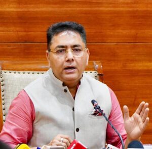 ਸਾਲ 2025 ਦੌਰਾਨ ਪ੍ਰਸ਼ਾਸਨਿਕ ਸੇਵਾਵਾਂ ਵਿੱਚ ਪੰਜਾਬ ਡਿਜੀਟਲ ਸੁਧਾਰਾਂ ਦਾ ਗਵਾਹ ਬਣਿਆ: ਨਾਗਰਿਕਾਂ ਨੂੰ ਉਨ੍ਹਾਂ ਦੇ ਦਰ ‘ਤੇ ਮਿਲ ਰਹੀਆਂ ਸੇਵਾਵਾਂ: ਅਮਨ ਅਰੋੜਾ