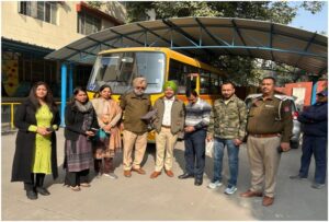 ਸੇਫ ਸਕੂਲ ਵਾਹਨ ਪਾਲਿਸੀ ਤਹਿਤ ਸੈਕਟਰ-32 ਵਿਖੇ ਸਕੂਲੀ ਬੱਸਾਂ ਦੀ ਕੀਤੀ ਚੈਕਿੰਗ