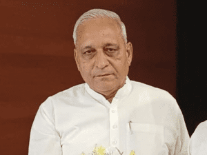 ਮੰਤਰੀ ਰਣਬੀਰ ਗੰਗਵਾ ਨੇ ਰਾਸ਼ਟਰੀ ਪੇਂਟਿੰਗ ਵਰਕਸ਼ਾਪ ਵਿੱਚ ਹਿੱਸਾ ਲੈਣ ਵਾਲੇ ਕਲਾਕਾਰਾਂ ਨੂੰ ਉਤਸ਼ਾਹਿਤ ਕੀਤਾ।