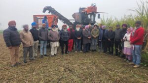 ਸ਼ੂਗਰਕੇਨ ਹਾਰਵੈਸਟਰ ਨਾਲ ਕਟਾਈ ਕਰਨ ਲਈ ਚੌੜੀ ਵਿੱਥ ਵਿਧੀ ਨਾਲ ਗੰਨੇ ਦੀ ਬਿਜਾਈ ਕਰਨ ਦੀ ਜ਼ਰੂਰਤ: ਕੇਨ ਕਮਿਸ਼ਨਰ