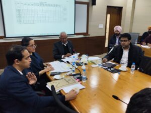 ਬਰਿੰਦਰ ਕੁਮਾਰ ਗੋਇਲ ਵੱਲੋਂ ਲੀਗਲ ਮਾਈਨਿੰਗ ਸਾਈਟਾਂ ਸਬੰਧੀ ਸਾਰੀਆਂ ਪ੍ਰਵਾਨਗੀਆਂ ਤੁਰੰਤ ਜਾਰੀ ਕਰਨ ਅਤੇ ਗ਼ੈਰ-ਕਾਨੂੰਨੀ ਮਾਈਨਿੰਗ ਵਿਰੁੱਧ ਸਖ਼ਤ ਕਾਰਵਾਈ ਦੇ ਨਿਰਦੇਸ਼