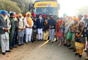 ਸਪੀਕਰ ਸ.ਸੰਧਵਾਂ ਵੱਲੋਂ ਪਿੰਡ ਬੀੜ ਚਹਿਲ ਵਿਖੇ ਮੁੱਖ ਮੰਤਰੀ ਤੀਰਥ ਯਾਤਰਾ ਤਹਿਤ ਬੱਸ ਰਵਾਨਾ