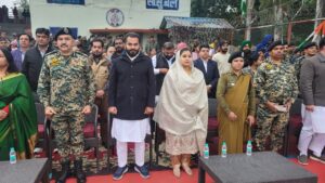 ਬਾਰਡਰਾਂ ਤੇ ਤੈਨਾਤ ਸਾਡੇ ਮਹਾਨ ਫੌਜੀ ਯੋਧਿਆਂ ਦੀ ਬਦੌਲਤ ਹੀ ਅਸੀਂ ਚੈਨ ਦੀ ਨੀਂਦ ਸੌ ਰਹੇ ਹਾਂ- ਵਿਧਾਇਕ ਨਰਿੰਦਰ ਪਾਲ ਸਿੰਘ ਸਵਨਾ