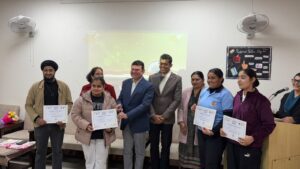 ਚਰਨਜੋਤ ਸਿੰਘ ਵਾਲੀਆ, ਪੀ.ਸੀ.ਐਸ., ਬੈਸਟ ਚੋਣਕਾਰ ਰਜਿਸਟਰੇਸ਼ਨ ਅਫਸਰ ਵਜੋਂ ਚੁਣੇ