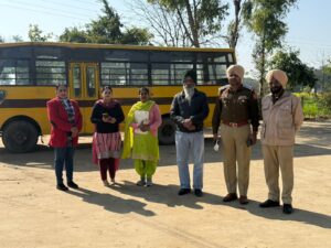 ਸੇਫ ਸਕੂਲ ਵਾਹਨ ਪੋਲਿਸੀ ਤਹਿਤ ਸਕੂਲੀ ਬੱਸਾਂ ਦੀ ਕੀਤੀ ਚੈਕਿੰਗ