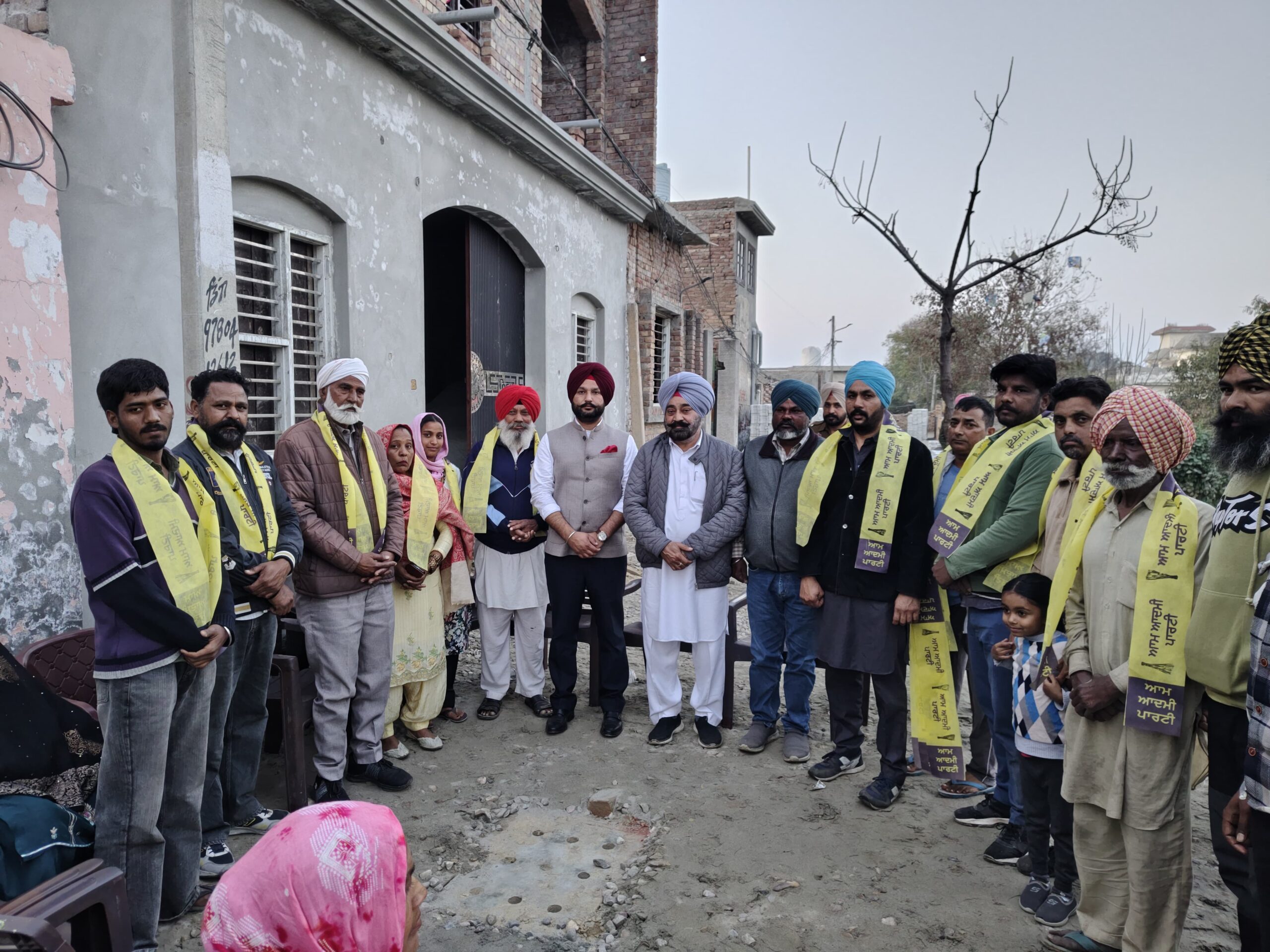 ਵਾਰਡ ਨੰਬਰ 1, ਕੋਟਕਪੂਰਾ ਵਿੱਚ ਆਮ ਆਦਮੀ ਪਾਰਟੀ ਦੀ ਮਜ਼ਬੂਤੀ ਲਈ ਅਹਿਮ ਮੀਟਿੰਗ, ਕਈ ਪ੍ਰਮੁੱਖ ਪਰਿਵਾਰ ਪਾਰਟੀ ਵਿੱਚ ਸ਼ਾਮਲ