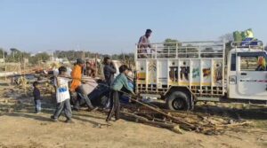 ਚਰਨ ਗੰਗਾ ਖੱਡ ਦੇ ਬੰਨ ’ਤੇ ਨਜਾਇਜ਼ ਬਣੀਆਂ ਝੁੱਗੀਆਂ ਹਟਾਈਆਂ ਗਈਆਂ