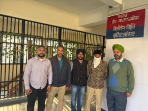 ਵਿਜੀਲੈਂਸ ਬਿਊਰੋ ਨੇ ਨਾਇਬ ਕੋਰਟ ਨੂੰ 8000 ਰੁਪਏ ਰਿਸ਼ਵਤ ਲੈਂਦਿਆਂ ਰੰਗੇ ਹੱਥੀਂ ਕੀਤਾ ਕਾਬੂ