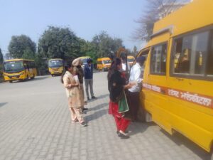 ਸੇਫ ਸਕੂਲ ਵਾਹਨ ਪਾਲਸੀ ਤਹਿਤ ਸਕੂਲੀ ਬੱਸਾਂ ਦੀ ਕੀਤੀ ਵਿਸ਼ੇਸ਼ ਚੈਕਿੰਗ