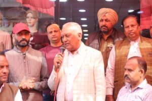 ਕੈਬਨਿਟ ਮੰਤਰੀ ਬਰਿੰਦਰ ਕੁਮਾਰ ਗੋਇਲ ਵੱਲੋਂ ਮਹਾਂਸ਼ਿਵਰਾਤਰੀ ਸਮਾਗਮਾਂ ਵਿੱਚ ਸ਼ਿਰਕਤ; ਲੋਕਾਂ ਨੂੰ ਦਿੱਤੀਆਂ ਵਧਾਈਆਂ