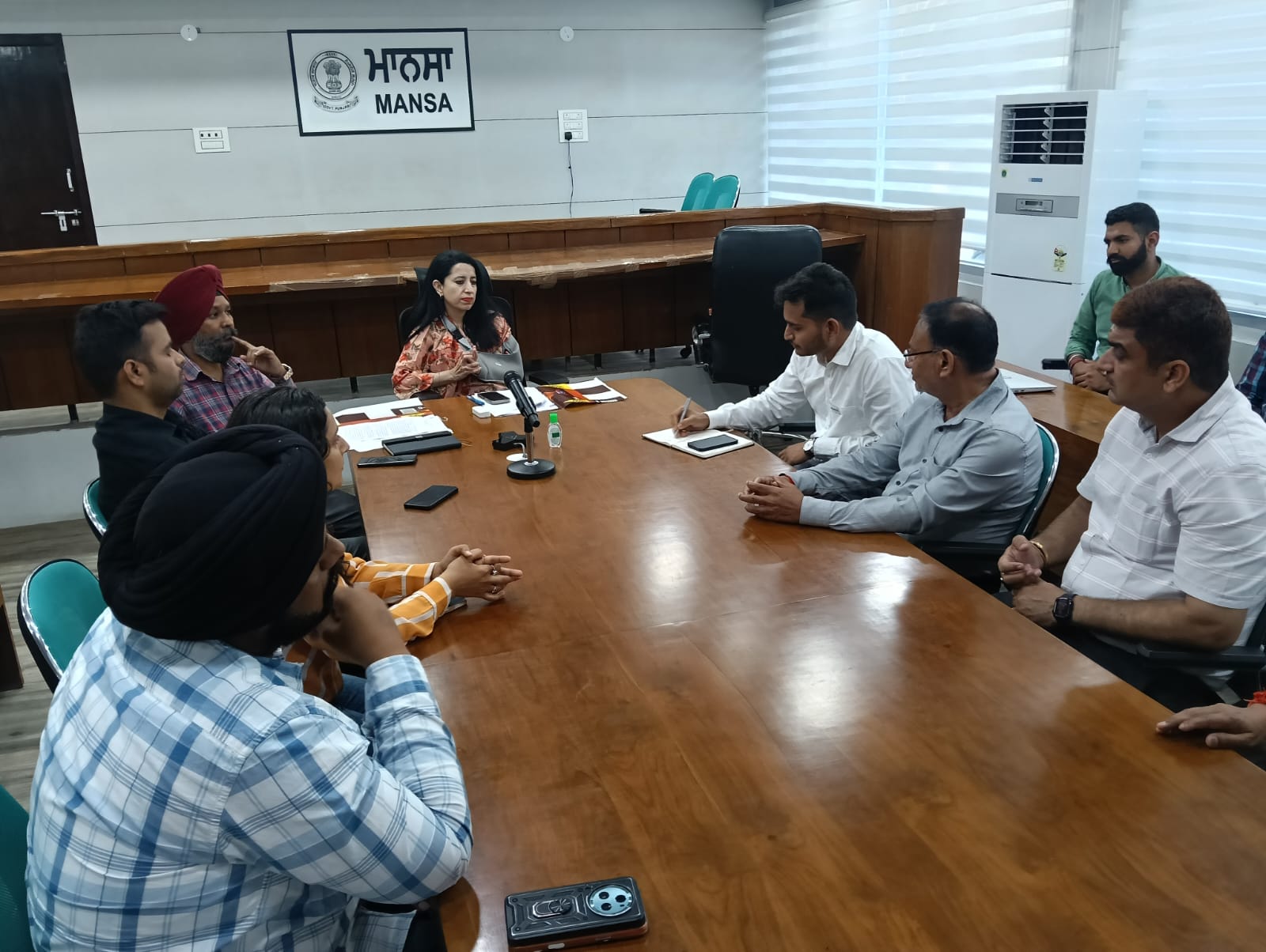 ਜ਼ਿਲ੍ਹੇ ਅੰਦਰ ਗੈਸ ਅਤੇ ਪੈਟਰੋਲ-ਡੀਜ਼ਲ ਦੀ ਕੋਈ ਘਾਟ ਨਹੀਂ ਹੈ: ਵਧੀਕ ਡਿਪਟੀ ਕਮਿਸ਼ਨਰ