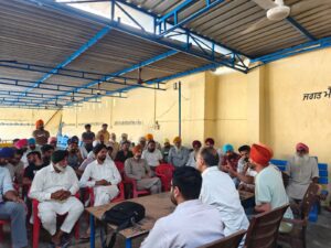 ਪਸ਼ੂ ਪਾਲਣ ਵਿਭਾਗ ਵੱਲੋਂ ਲਗਾਇਆ ਪਸ਼ੂ ਭਲਾਈ ਅਤੇ ਜਾਗਰੂਕਤਾ ਕੈਂਪ