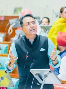 ਅਮਨ ਅਰੋੜਾ ਵੱਲੋਂ ਬੱਚਿਆਂ ਦੀ ਸੁਰੱਖਿਆ ਲਈ ਉਮਰ ਦੇ ਆਧਾਰ ‘ਤੇ ਸੋਸ਼ਲ ਮੀਡੀਆ ਦੀ ਵਰਤੋਂ ਸਬੰਧੀ ਨਿਯਮ ਬਣਾਉਣ ਦੀ ਵਕਾਲਤ