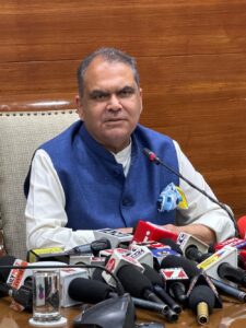 ਪੰਜਾਬ ਨੂੰ ਊਨੀ ਅਤੇ ਫੈਂਸੀ ਧਾਗੇ ਦੇ ਕਾਰੋਬਾਰ ਵਿੱਚ 750 ਕਰੋੜ ਰੁਪਏ ਦਾ ਨਿਵੇਸ਼ ਹਾਸਲ ਹੋਇਆ; ਗੰਗਾ ਐਕਰੋਵੂਲਜ਼ ਲਿਮਟਿਡ ਆਪਣੇ ਕਾਰੋਬਾਰ ਦੇ ਵਿਸਥਾਰ ਨਾਲ ਰੋਜ਼ਗਾਰ ਲਈ 1500 ਨਵੇਂ ਮੌਕੇ ਪੈਦਾ ਕਰੇਗੀ: ਸੰਜੀਵ ਅਰੋੜਾ