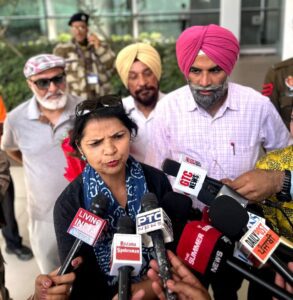 ਪੱਛਮੀ ਏਸ਼ੀਆ ਵਿੱਚ ਜੰਗੀ ਹਾਲਾਤਾਂ ਦਰਮਿਆਨ ਦੁਬਈ ਤੋਂ ਵਾਪਸ ਆਏ ਲੋਕਾਂ ਨੇ ਪੰਜਾਬ ਸਰਕਾਰ ਦਾ ਕੀਤਾ ਧੰਨਵਾਦ, ਕਿਹਾ ਪਰਿਵਾਰਕ ਮੈਂਬਰਾਂ ਵਾਂਗ ਸੰਭਾਲ ਕੀਤੀ