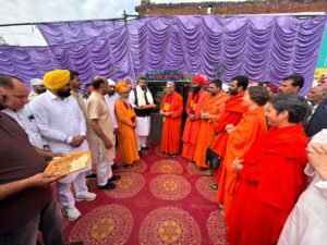 ਵਿਧਾਇਕ ਜਗਦੀਪ ਕੰਬੋਜ ਗੋਲਡੀ ਵਲੋਂ ਪਰਮ ਸੰਤ ਸਵਾਮੀ ਪ੍ਰੇਮ ਵਿਵੇਕਾਨੰਦ ਦੀ ਹਾਜ਼ਰੀ ਵਿਚ ਫਿਰੋਜ਼ਪੁਰ -ਫਾਜ਼ਿਲਕਾ ਰੋਡ ਤੋਂ ਪਿੰਡ ਬੈਲਰ ਵਿਖ਼ੇ 69 ਲੱਖ ਦੀ ਲਾਗਤ ਨਾਲ ਬਾਬਾ ਭੁੱਮਣ ਸ਼ਾਹ