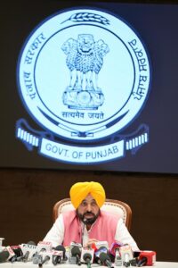 ਪੰਜਾਬ ਭਰ ਵਿੱਚ ‘ਸਿਹਤ ਕ੍ਰਾਂਤੀ’ ਨੇ ਪੈਰ ਪਸਾਰੇ; ਅਰਵਿੰਦ ਕੇਜਰੀਵਾਲ ਅਤੇ ਮੁੱਖ ਮੰਤਰੀ ਭਗਵੰਤ ਸਿੰਘ ਮਾਨ ਨੇ 109 ਆਮ ਆਦਮੀ ਕਲੀਨਿਕ ਲੋਕਾਂ ਨੂੰ ਕੀਤੇ ਸਮਰਪਿਤ