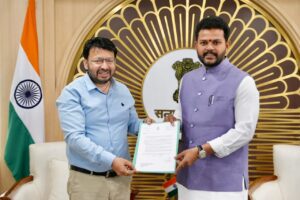 ਡਾ. ਰਵਜੋਤ ਸਿੰਘ ਨੇ ਕੇਂਦਰੀ ਸ਼ਹਿਰੀ ਹਵਾਬਾਜ਼ੀ ਮੰਤਰੀ ਕੇ.ਆਰ. ਨਾਇਡੂ ਨਾਲ ਕੀਤੀ ਮੁਲਾਕਾਤ; ਫਸੇ ਹੋਏ ਪੰਜਾਬੀਆਂ ਲਈ ਬਚਾਅ ਉਡਾਣਾਂ ਸ਼ੁਰੂ ਕਰਨ ਦੀ ਕੀਤੀ ਮੰਗ