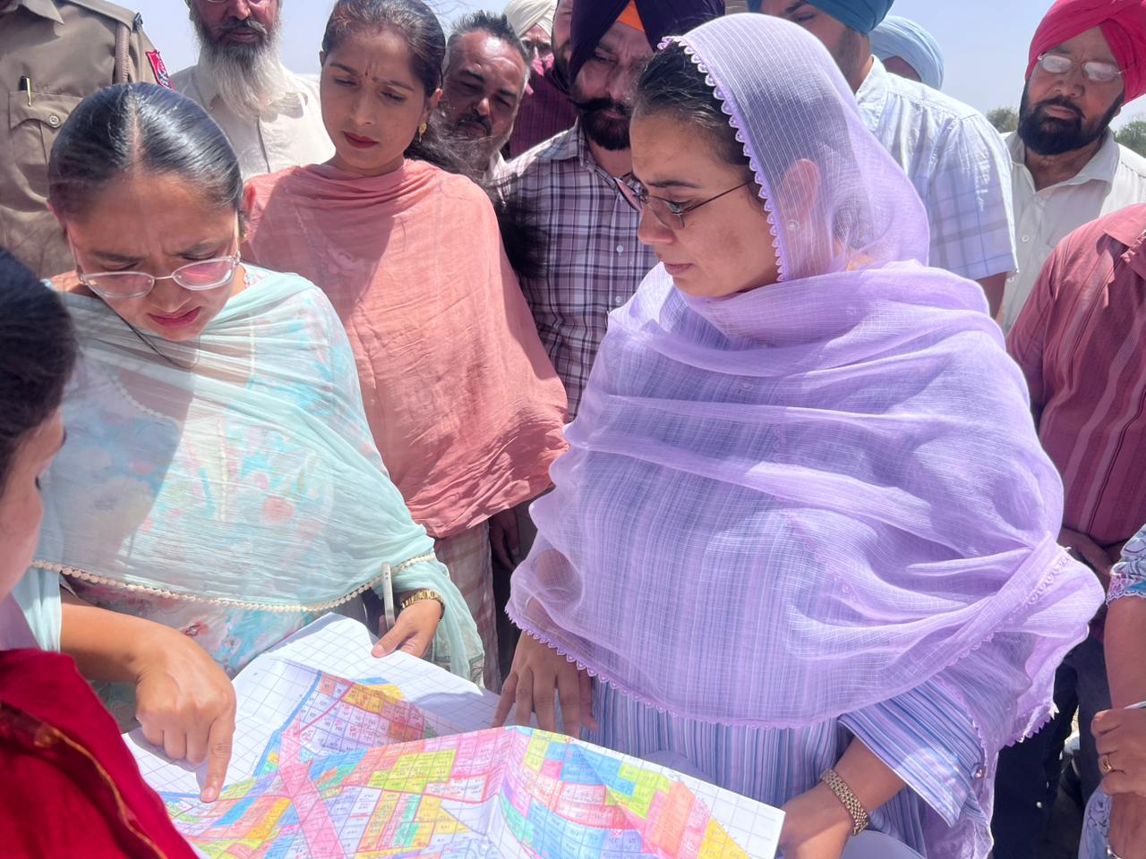 ਵਿਧਾਇਕਾ ਸੰਗਰੂਰ ਨਰਿੰਦਰ ਕੌਰ ਭਰਾਜ ਵੱਲੋਂ ਪਿੰਡ ਬਾਸੀਅਰਕ ਅਤੇ ਝਨੇੜੀ ਨੂੰ ਨਹਿਰੀ ਪਾਣੀ ਦੀ ਸਹੂਲਤ ਨਾਲ ਜੋੜਨ ਲਈ ਅੰਡਰਗਰਾਊਂਡ ਪਾਈਪਲਾਈਨ ਦੇ ਕੰਮ ਦੀ ਸ਼ੁਰੂਆਤ