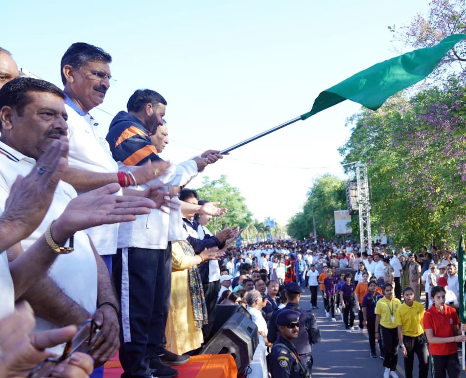 ਮੁੱਖ ਮੰਤਰੀ ਨੇ ਪੰਚਕੂਲਾ ਵਿੱਚ ਬਾਬਾ ਸਾਹਿਬ ਡਾ. ਭੀਮਰਾਓ ਅੰਬੇਡਕਰ ਨੂੰ ਸਮਰਪਿਤ ਸਮਤਾ ਮੈਰਾਥਨ ਨੂੰ ਵਿਖਾਈ ਹਰੀ ਝੰਡੀ