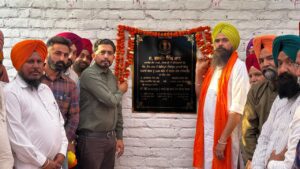 ਐਮਪੀ ਕੰਗ ਅਤੇ ਵਿਧਾਇਕ ਚੱਢਾ ਨੇ ਰੰਗੀਲਪੁਰ ਤੋਂ ਬਰਦਾਰ ਤੱਕ ਜਾਂਦੀ ਸੜਕ ਦੇ ਨਵੀਨੀਕਰਣ ਦਾ ਨੀਂਹ ਪੱਥਰ ਰੱਖਿਆ