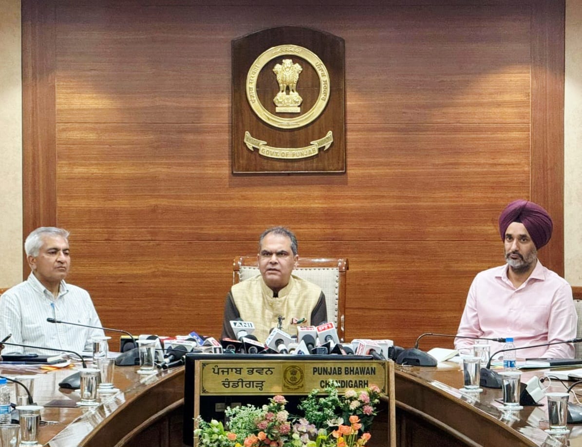 ਪੰਜਾਬ ਸਰਕਾਰ ਨੇ ਰਿਕਾਰਡ ਮਾਲੀਏ, 1,300 ਕਰੋੜ ਰੁਪਏ ਦੇ ਸੜਕੀ ਕੰਮਾਂ ਅਤੇ ਵਿਆਪਕ ਨਾਗਰਿਕ ਸੁਧਾਰਾਂ ਨਾਲ ਸ਼ਹਿਰੀ ਬੁਨਿਆਦੀ ਢਾਂਚੇ ਦੇ ਵਿਕਾਸ ਵਿੱਚ ਲਿਆਂਦੀ ਤੇਜ਼ੀ