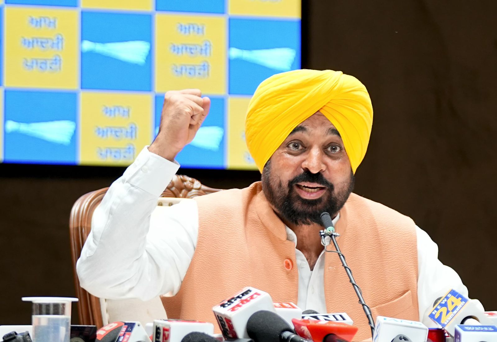 ਜਦੋਂ ਤੋਂ ਬੇਅਦਬੀ ਵਿਰੋਧੀ ਕਾਨੂੰਨ ਬਣਿਆ ਹੈ, ਭਾਜਪਾ ਮੈਨੂੰ ਕਮਜ਼ੋਰ ਅਤੇ ਖ਼ਤਮ ਕਰਨ ਦੀਆਂ ਸਾਜ਼ਿਸ਼ਾਂ ਰਚ ਰਹੀ ਹੈ: ਮੁੱਖ ਮੰਤਰੀ ਭਗਵੰਤ ਸਿੰਘ ਮਾਨ